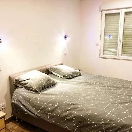 Au Lit De Vin Saint-Sulpice-de-Faleyrens